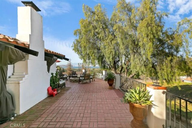 21260 Ridgedale, Lake Mathews, CA 92570