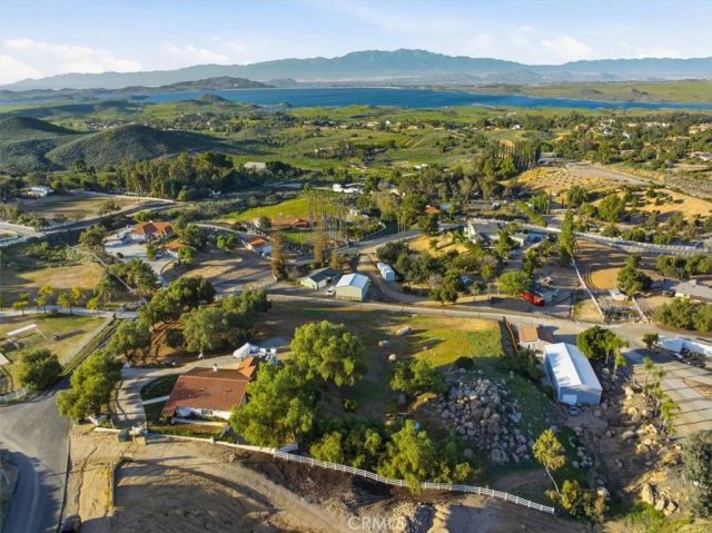 21260 Ridgedale, Lake Mathews, CA 92570