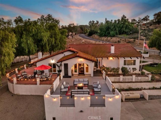 21260 Ridgedale, Lake Mathews, CA 92570