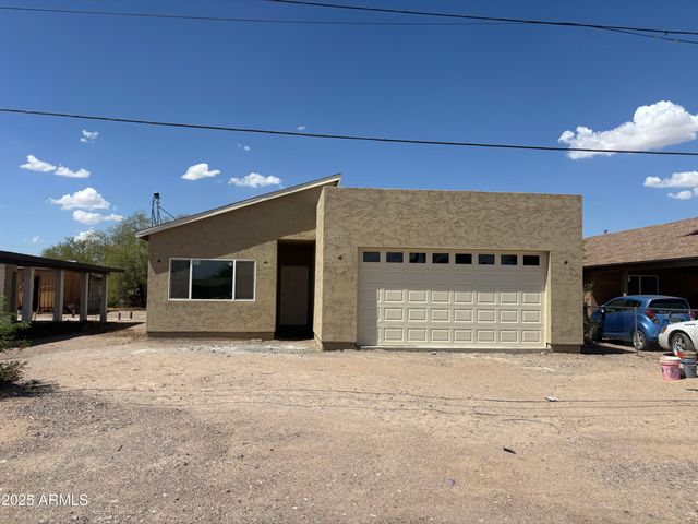 116 E 12TH Street, Eloy, AZ 85131