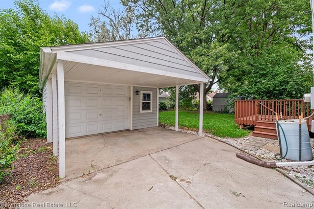 829 N Dorchester Avenue, Royal Oak, MI 48067