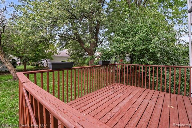829 N Dorchester Avenue, Royal Oak, MI 48067