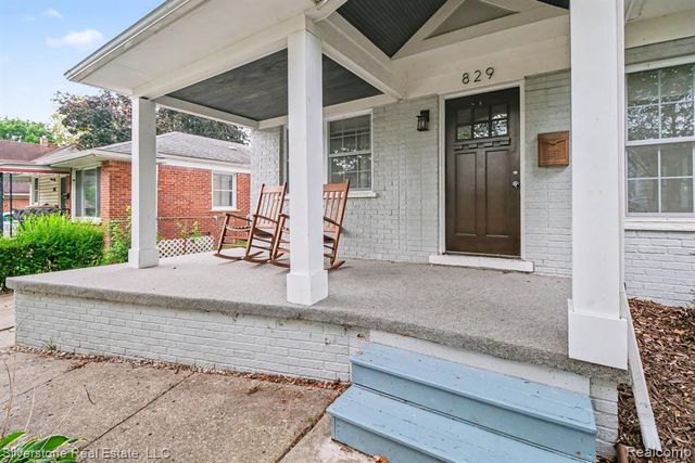 829 N Dorchester Avenue, Royal Oak, MI 48067