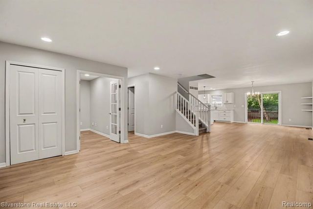 829 N Dorchester Avenue, Royal Oak, MI 48067