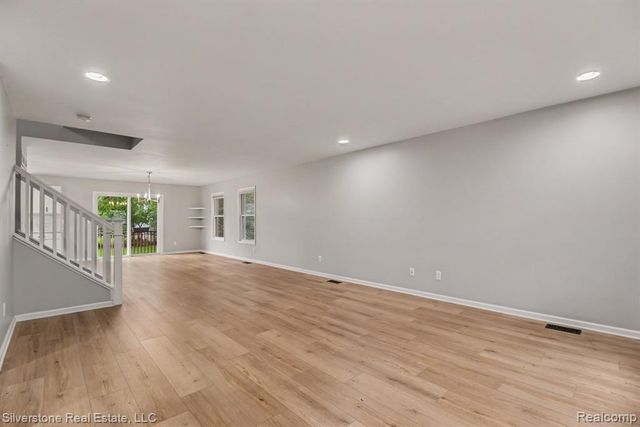 829 N Dorchester Avenue, Royal Oak, MI 48067