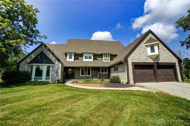717 S Alpha Bellbrook Road, Bellbrook, OH 45305