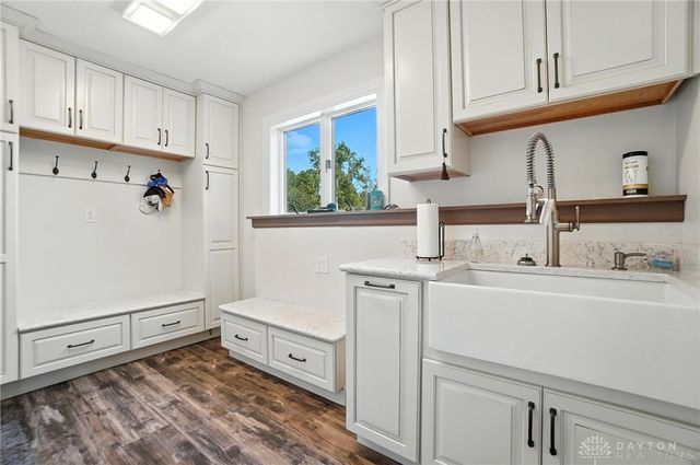 717 S Alpha Bellbrook Road, Bellbrook, OH 45305