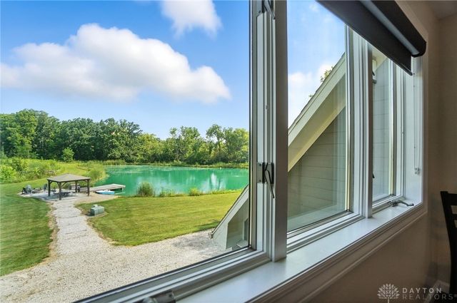 717 S Alpha Bellbrook Road, Bellbrook, OH 45305