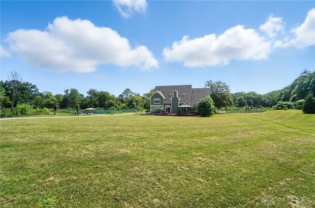 717 S Alpha Bellbrook Road, Bellbrook, OH 45305