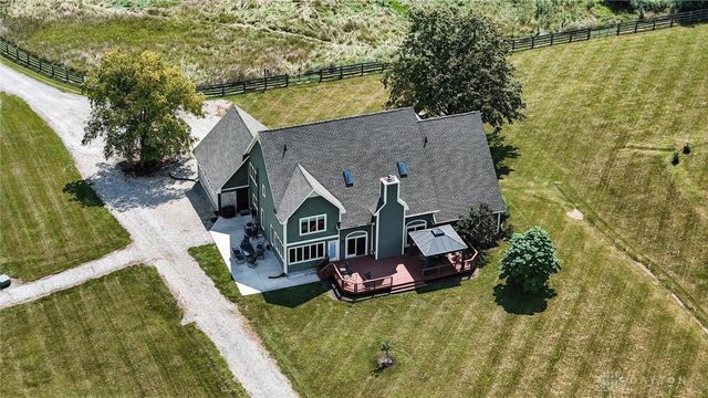 717 S Alpha Bellbrook Road, Bellbrook, OH 45305