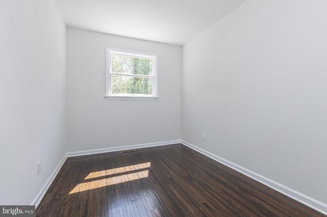 1203 CEDAR DR, Pine Hill, NJ 08021