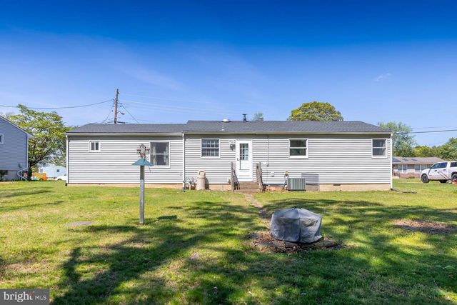 1203 CEDAR DR, Pine Hill, NJ 08021