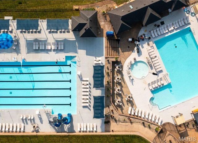 862 Whitmoor Drive, Weldon Spring, MO 63304