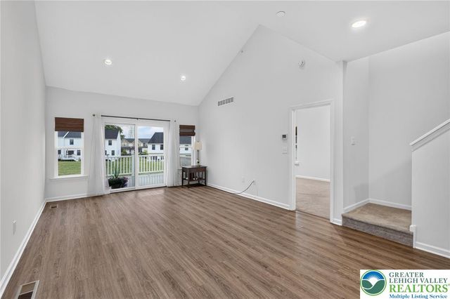 66 Timber Trail, Palmer Twp, PA 18045