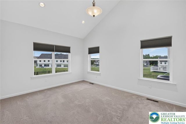 66 Timber Trail, Palmer Twp, PA 18045