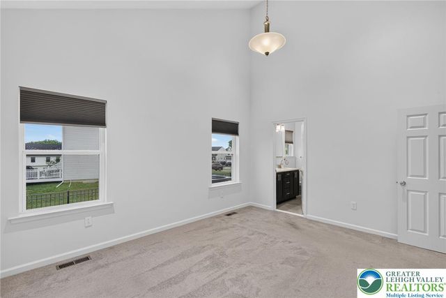 66 Timber Trail, Palmer Twp, PA 18045