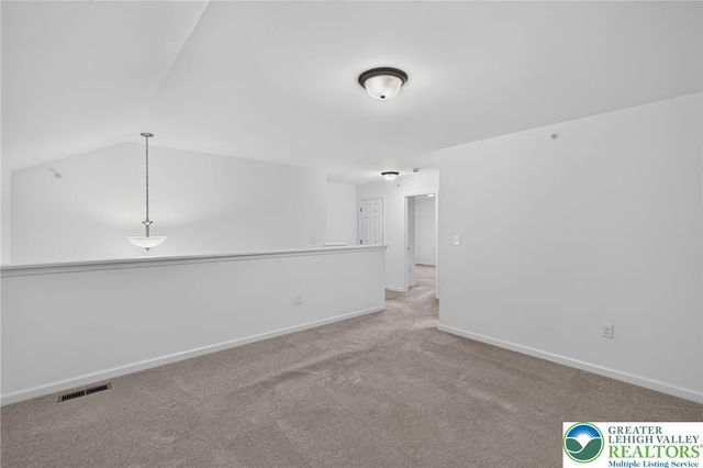 66 Timber Trail, Palmer Twp, PA 18045