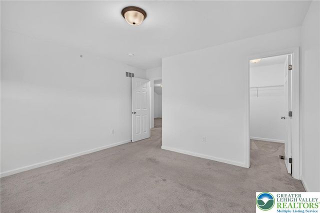 66 Timber Trail, Palmer Twp, PA 18045