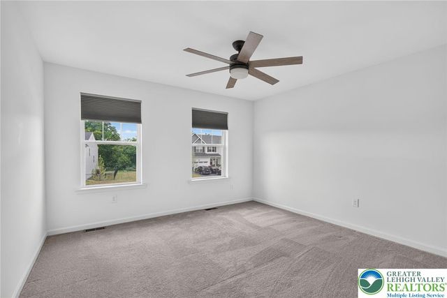66 Timber Trail, Palmer Twp, PA 18045