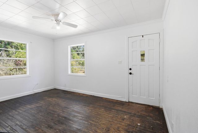 207 S HINLEY Street, Perry, FL 32347