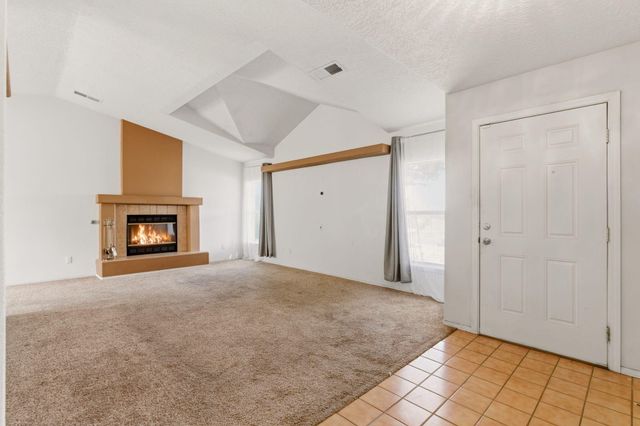 9327 Jill Patricia Street NW, Albuquerque, NM 87114