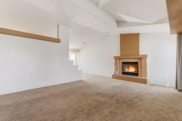 9327 Jill Patricia Street NW, Albuquerque, NM 87114