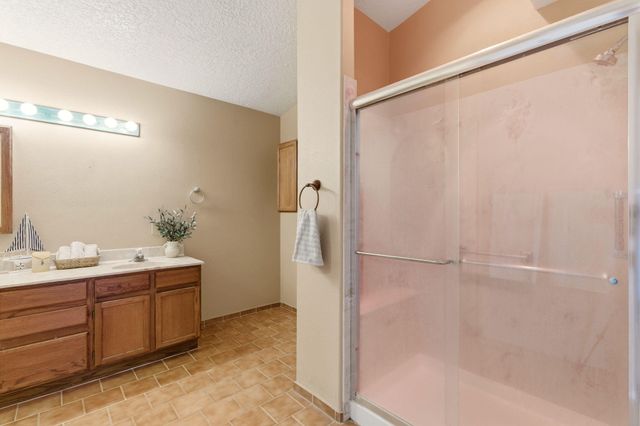 9327 Jill Patricia Street NW, Albuquerque, NM 87114