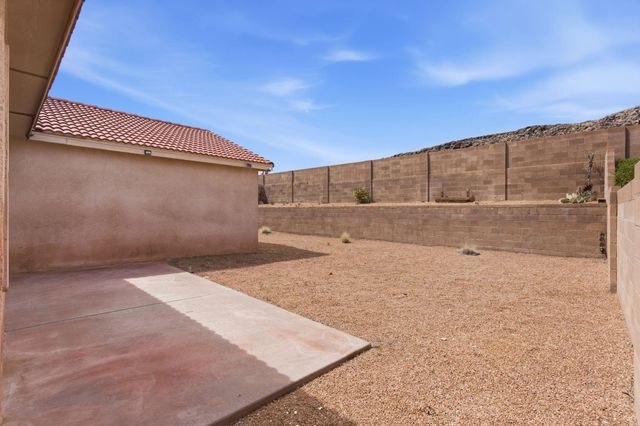 9327 Jill Patricia Street NW, Albuquerque, NM 87114