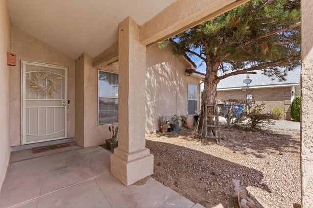 9327 Jill Patricia Street NW, Albuquerque, NM 87114