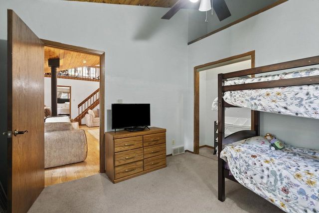 W4609 S PEARL LAKE ROAD, Redgranite, WI 54970