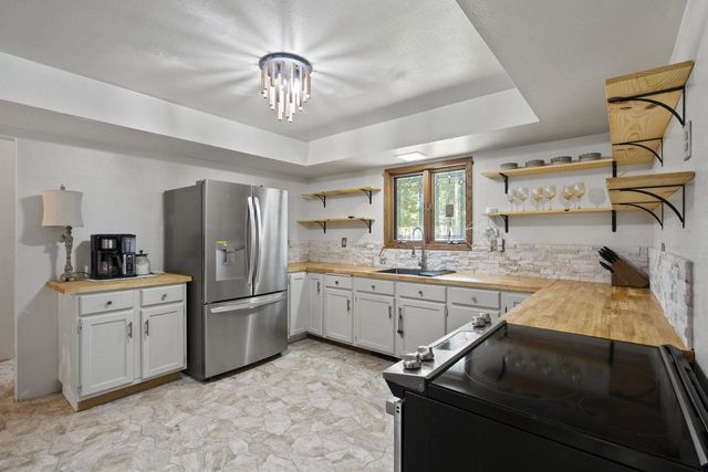 W4609 S PEARL LAKE ROAD, Redgranite, WI 54970