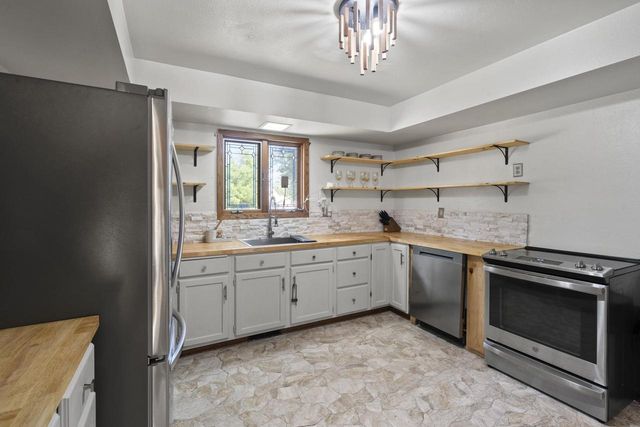 W4609 S PEARL LAKE ROAD, Redgranite, WI 54970