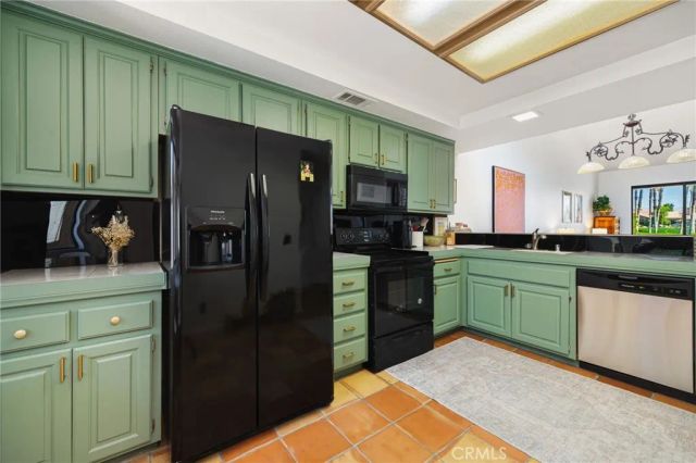 72 Old Ranch, Palm Desert, CA 92211