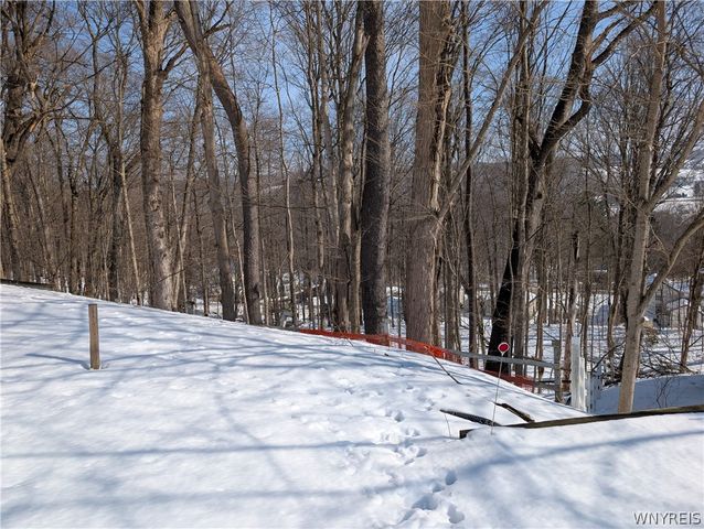 22 South Franklin Street, New Albion, NY 14719