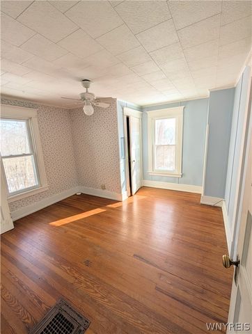 22 South Franklin Street, New Albion, NY 14719