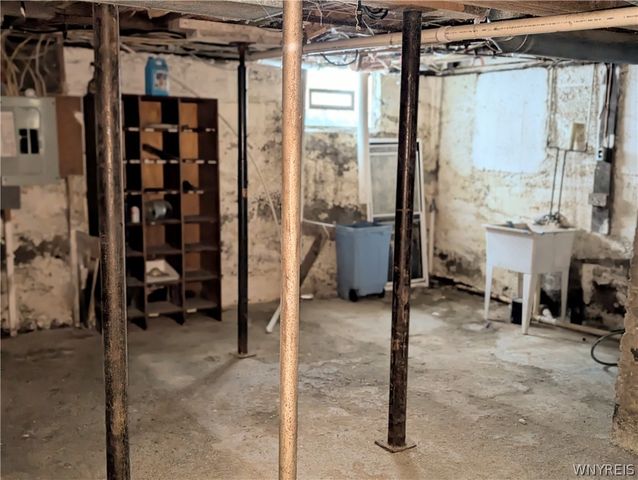 22 South Franklin Street, New Albion, NY 14719