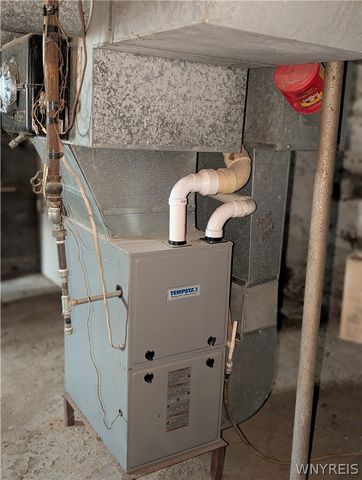 22 South Franklin Street, New Albion, NY 14719