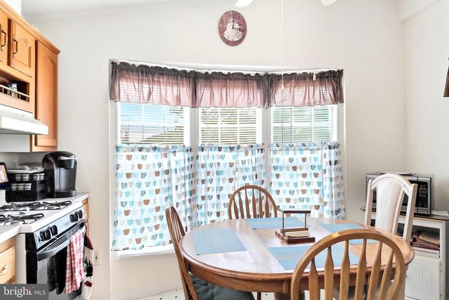 75 PERRY LANE, Manahawkin, NJ 08050