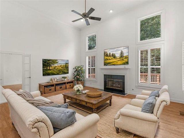 5074 Healey Drive, Smyrna, GA 30082