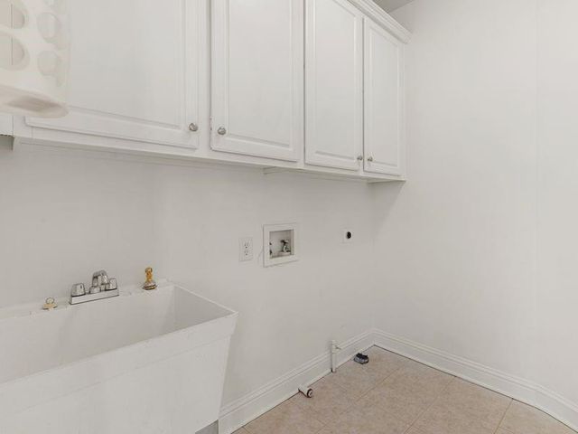 5074 Healey Drive, Smyrna, GA 30082