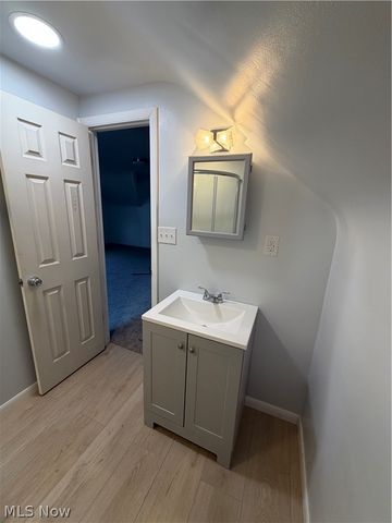 27570 Fullerwood Drive, Euclid, OH 44132