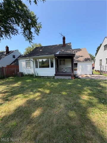 27570 Fullerwood Drive, Euclid, OH 44132