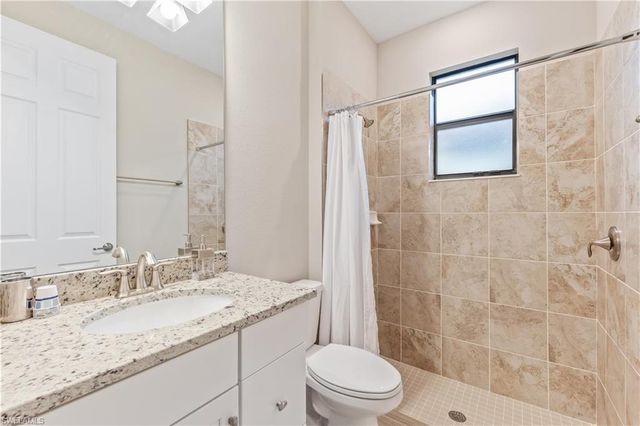 28075 Foxrock CT, Bonita Springs, FL 34135