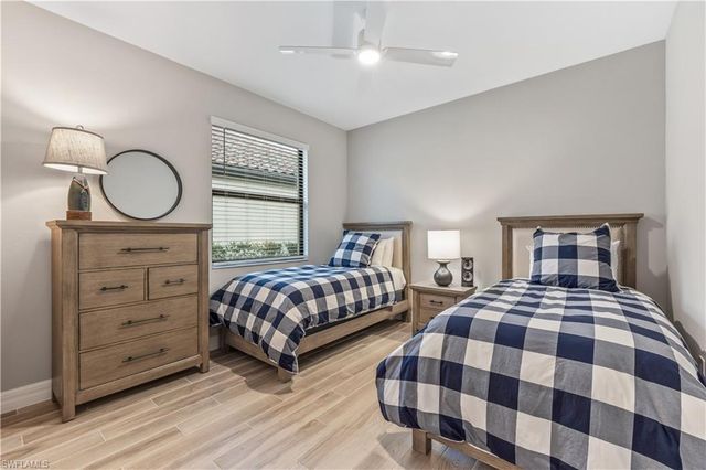 28075 Foxrock CT, Bonita Springs, FL 34135