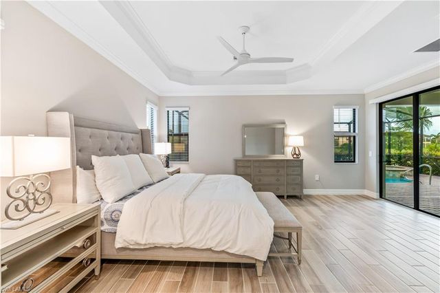 28075 Foxrock CT, Bonita Springs, FL 34135