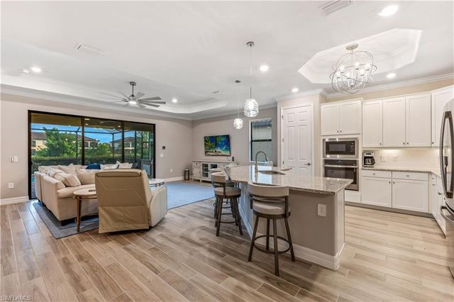 28075 Foxrock CT, Bonita Springs, FL 34135