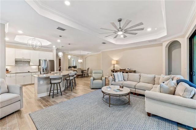 28075 Foxrock CT, Bonita Springs, FL 34135