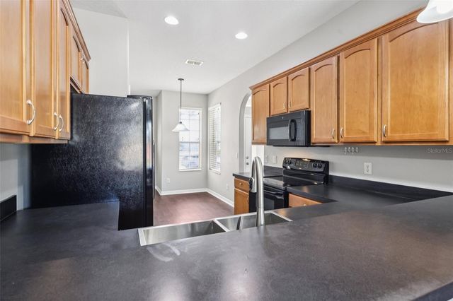 12829 SCOUT COURT, Grand Island, FL 32735