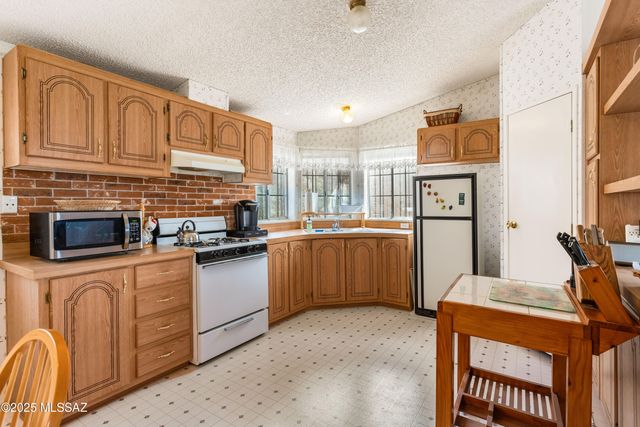 7930 S Coronado Trail, Elgin, AZ 85611