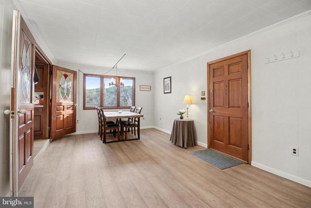 36 CRESCENT DR, New Cumberland, PA 17070